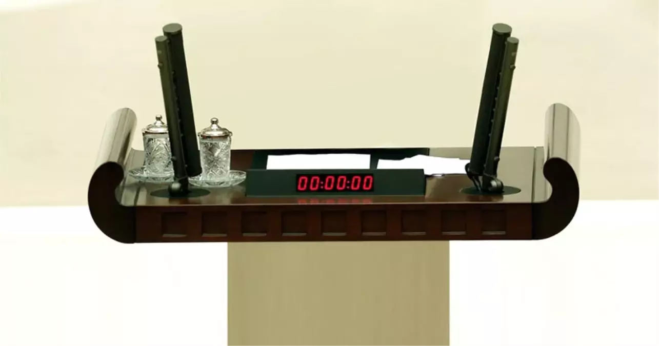 250 Kiloluk Kürsü Tamir Edildi, Yerine Montelendi