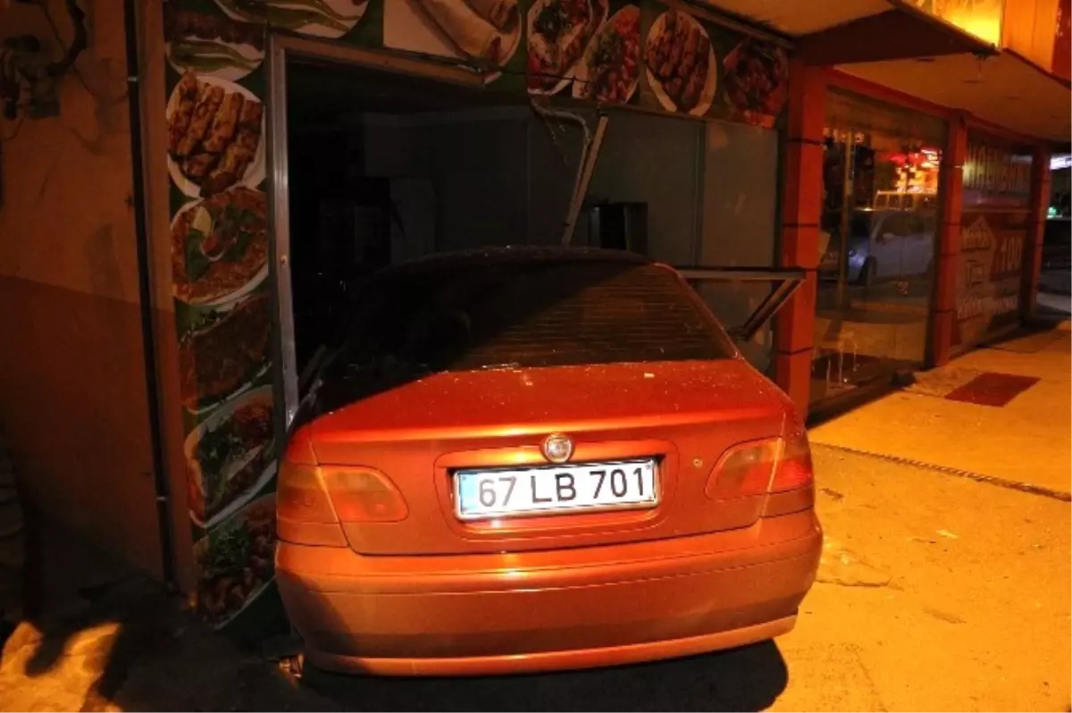 Alkollü Sürücü Lokantaya Girerek Durabildi
