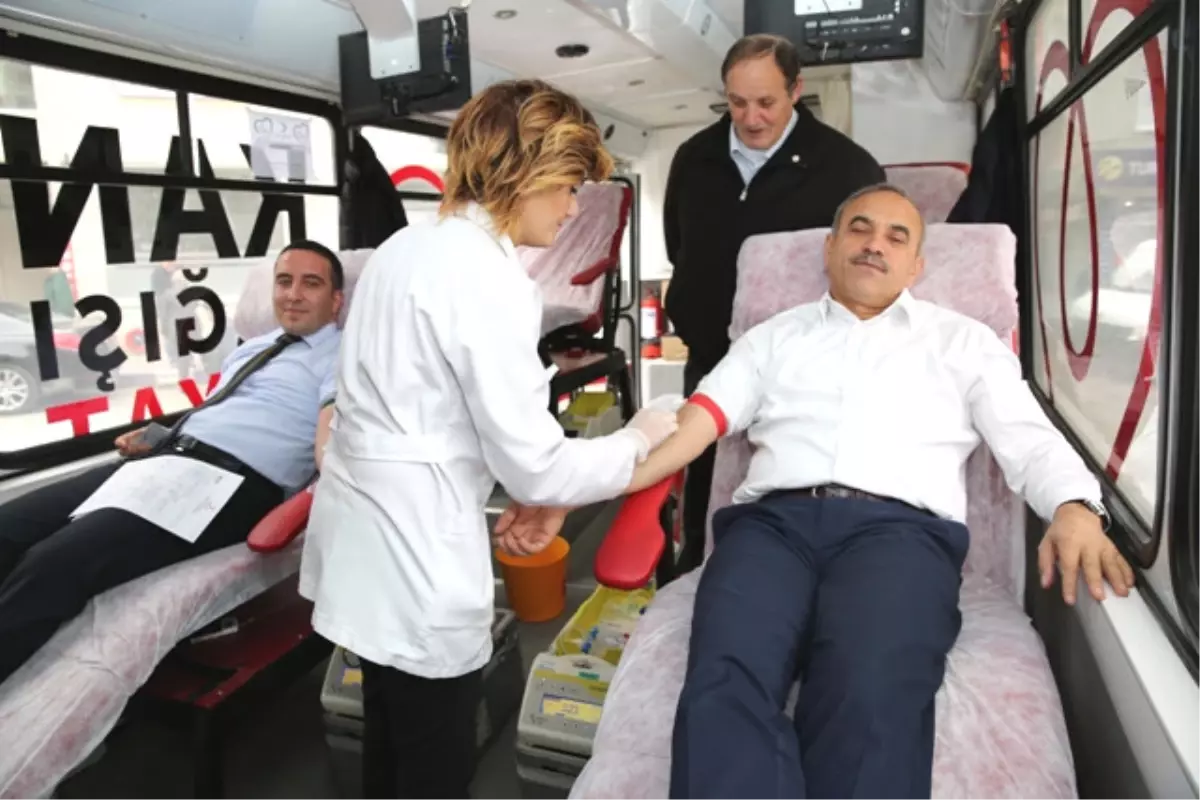 Altınordu Belediyesi Çalışanlarının Kan Bağışı