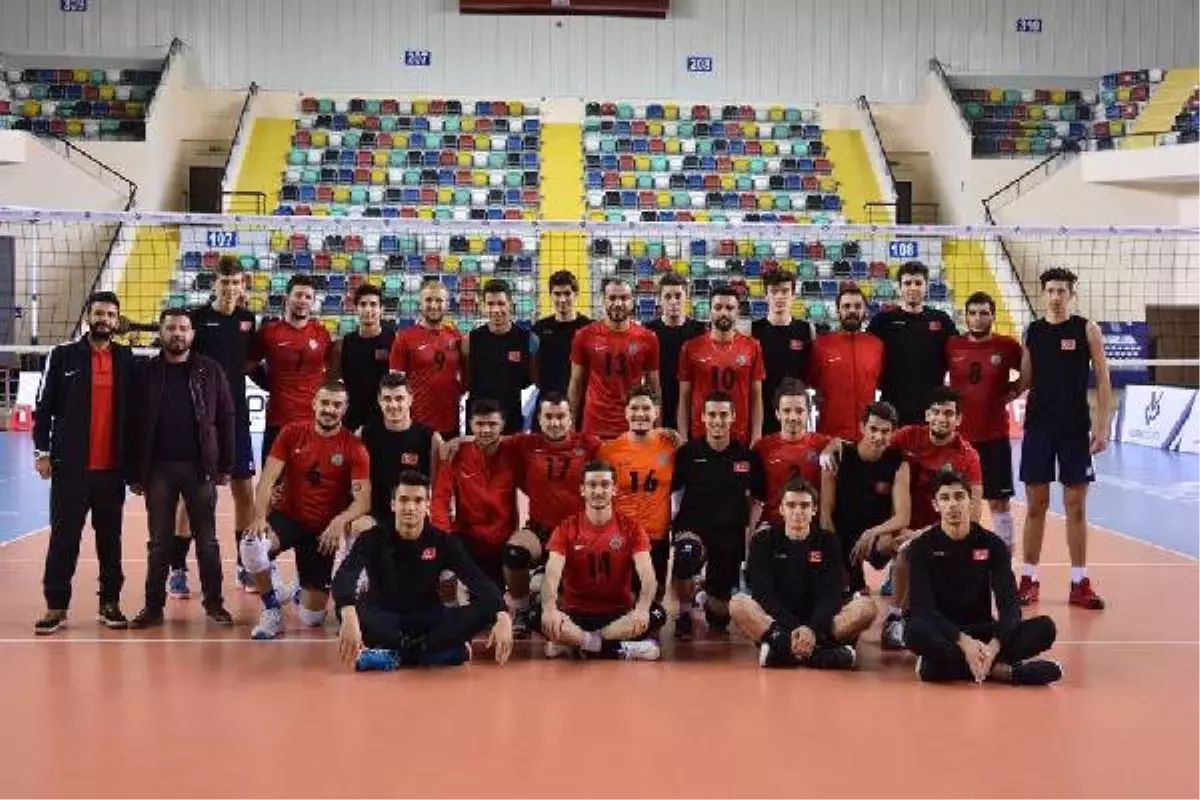 Balıkesir\'de Voleybol Şöleni Devam Edecek