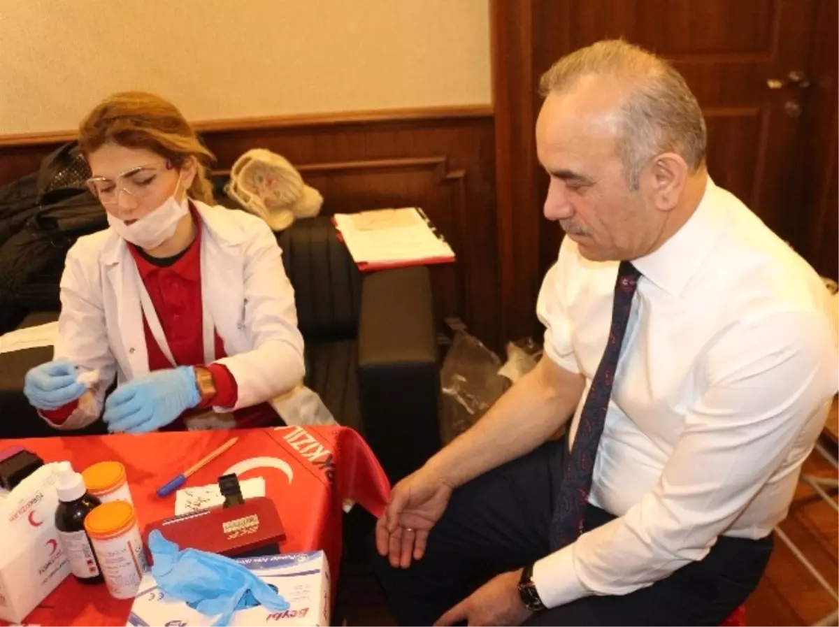 Başkan Tekintaş\'tan Kan Bağışına Destek