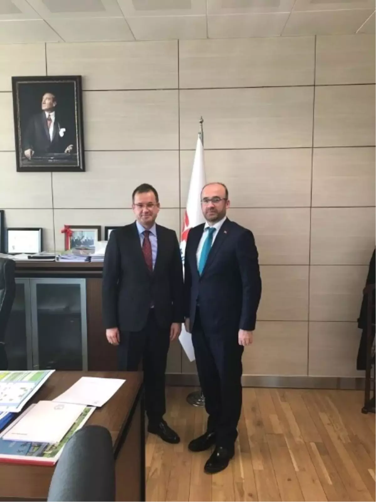 Başkan Yardımcısı Hayrettin Eldemir Müdür Yardımcısı Türk\'ü Ziyaret Etti