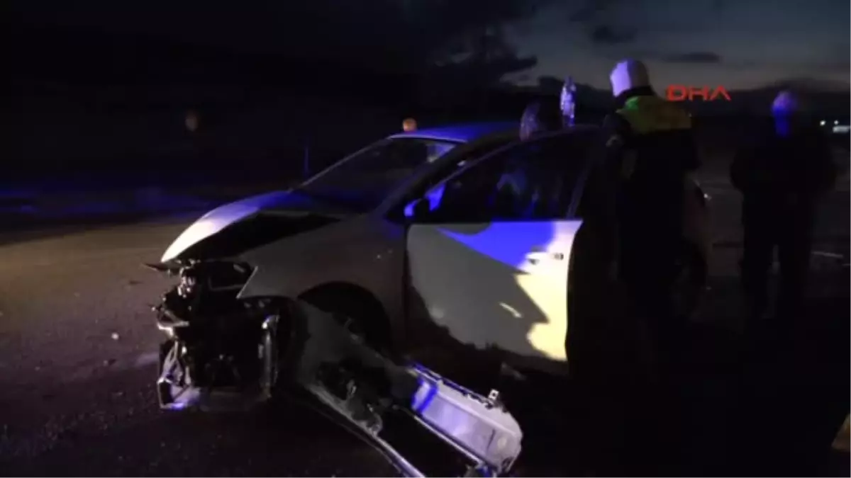 Bolu\'da Iki Otomobil Çarpıştı 1 Yaralı