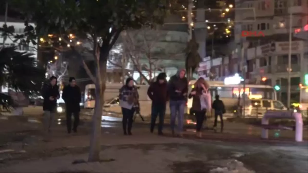 Bursa\'da Lodos Hayatı Olumsuz Etkiliyor