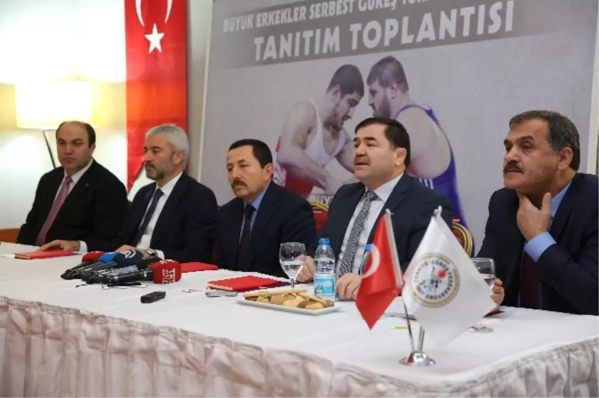 Büyük Erkeler Serbest Güreş Türkiye Şampiyonası Ordu\'da Yapılacak