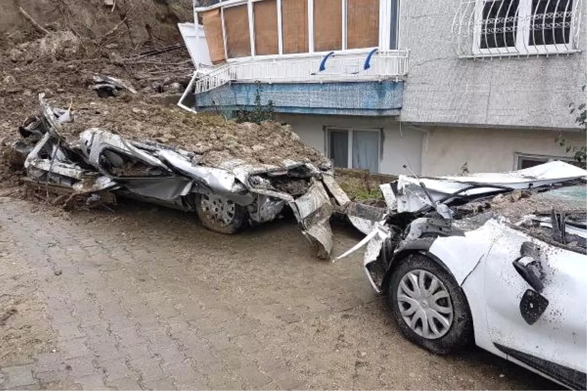 İstinat Duvarı, Otomobillerin Üzerine Çöktü