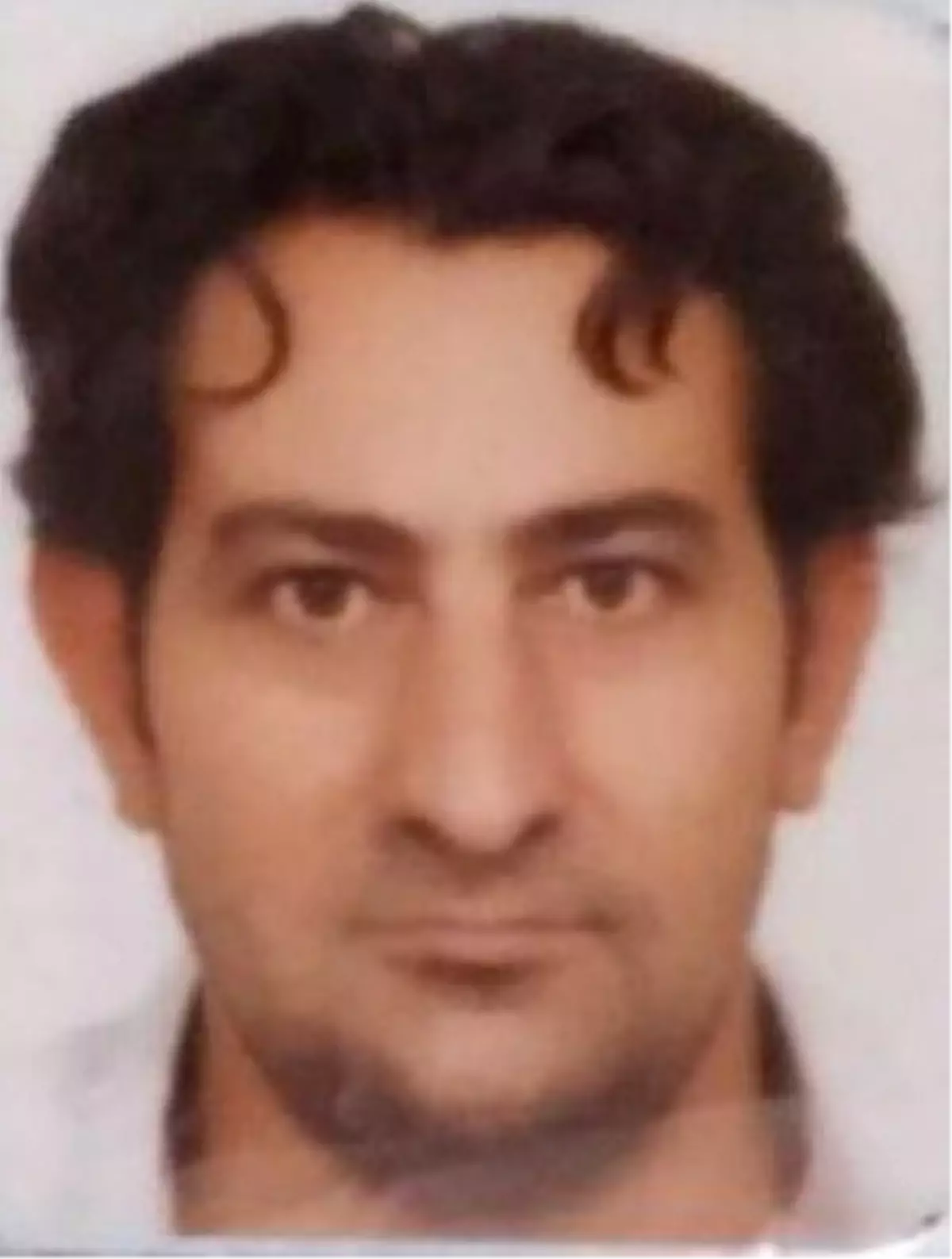 İzmir\'de Bıçaklı Sopalı Kavga: 2 Yaralı