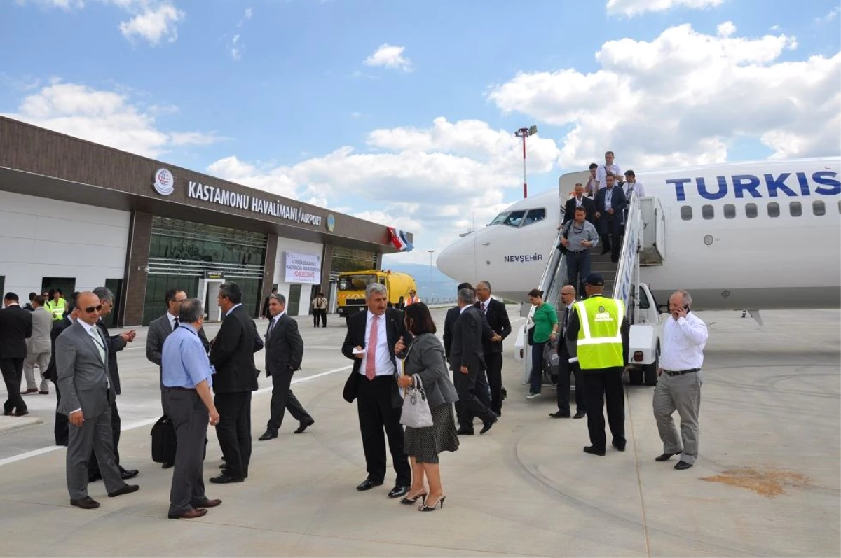 Kastamonu Havalimanı 108 Bin Yolcu Ağırlandı