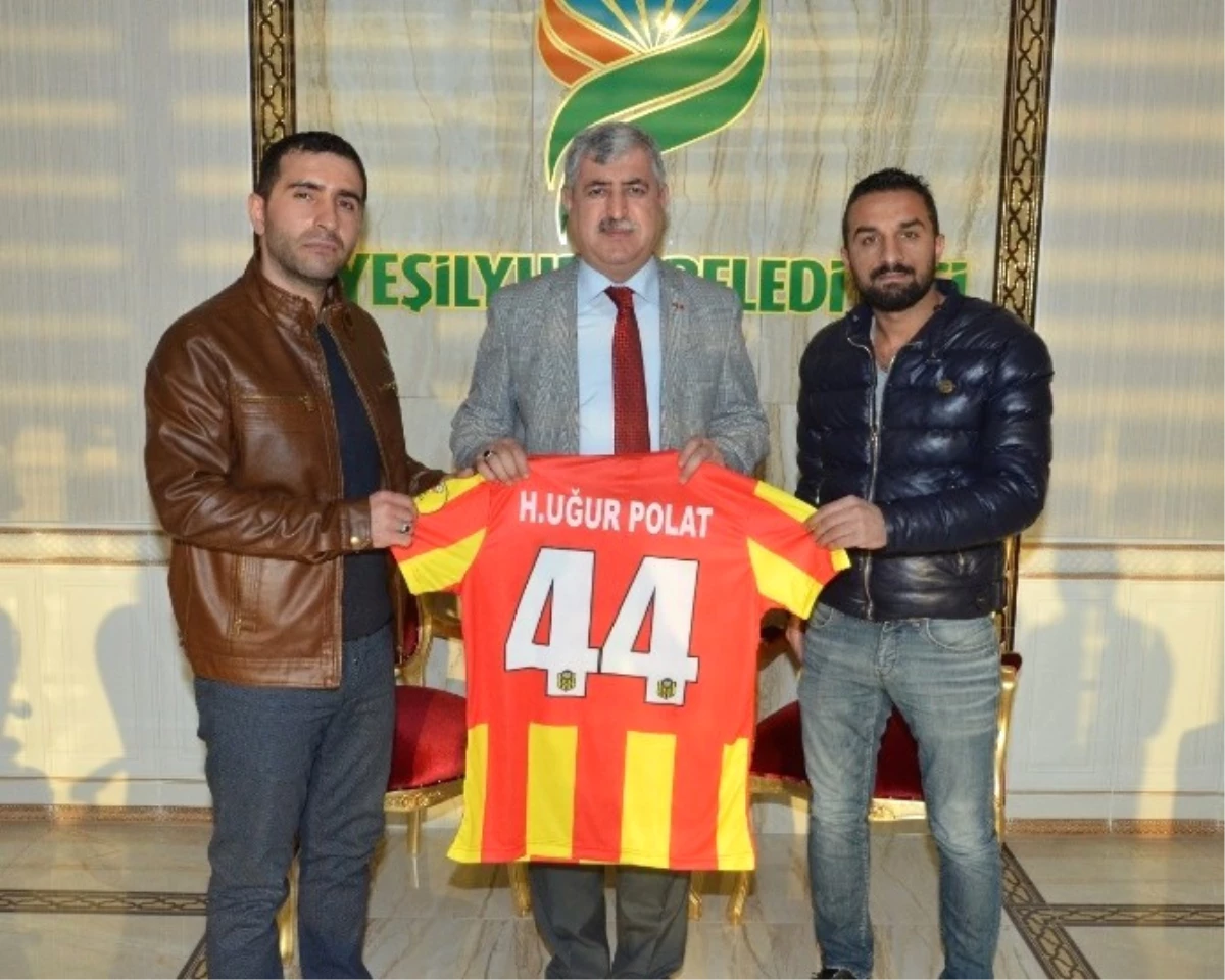 Malatyaspor Derebeyleri Taraftarlar Derneği Polat\'ı Gecesine Davet Etti