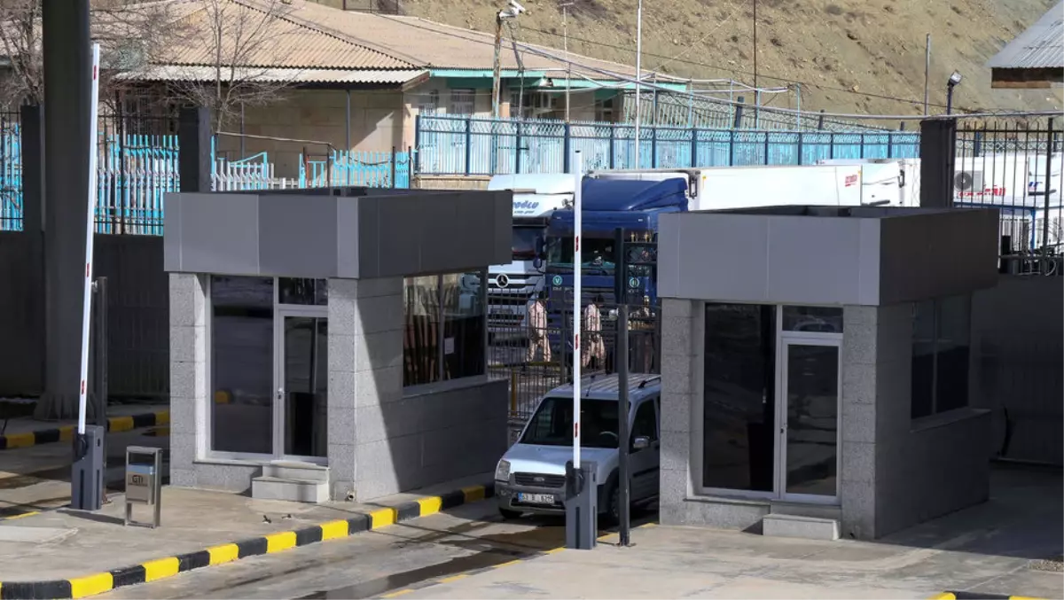 Sınır Kapıları "Yüz Kayıt" Kameralarıyla Donatılıyor