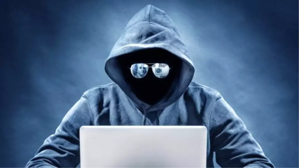 Sosyal Medya Üzerinden Dolandırıldı