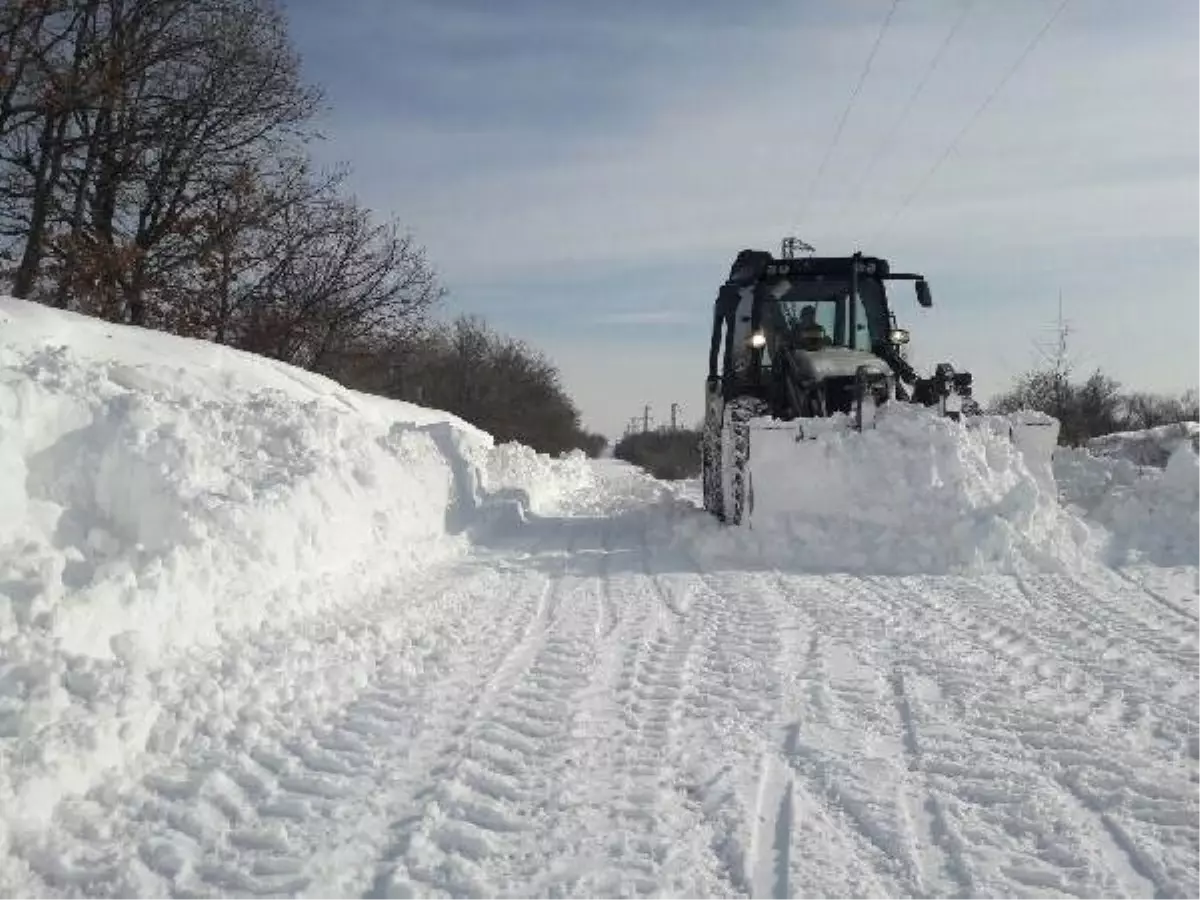 Trakya\'da Kar, Yerini Buzlanmaya Bıraktı (4)