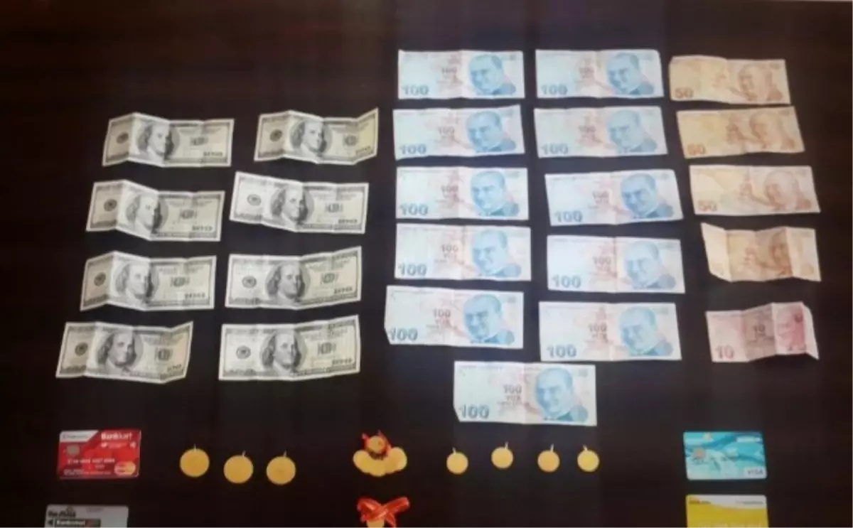 Turgutlu\'da Yakalanan Hırsızlar Tutuklandı