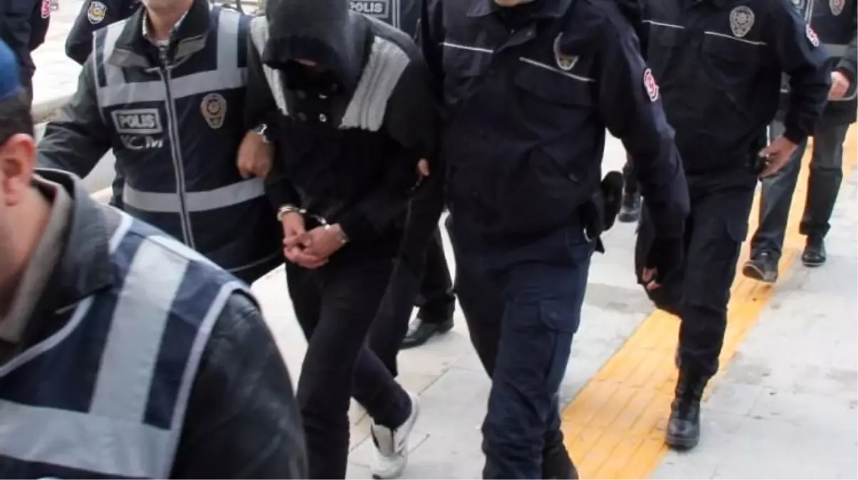 Uşak Merkezli Fetö Operasyonuna 20 Gözaltı