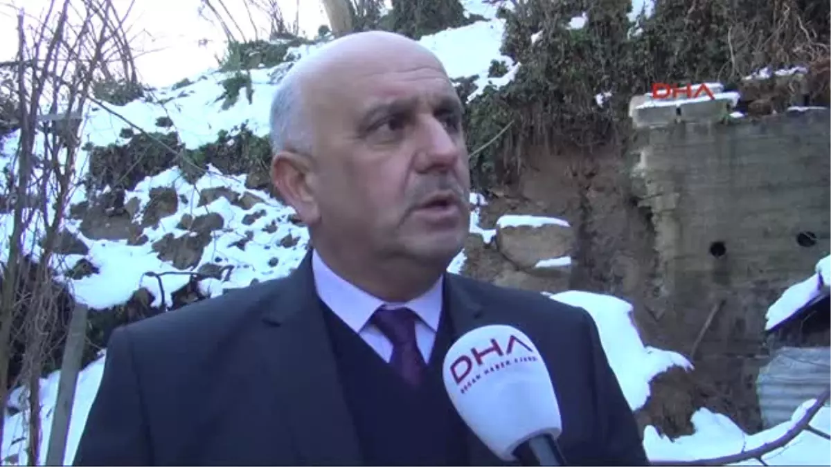 Zonguldak\'ta Heyelan 15 Aileyi Evsiz Bıraktı