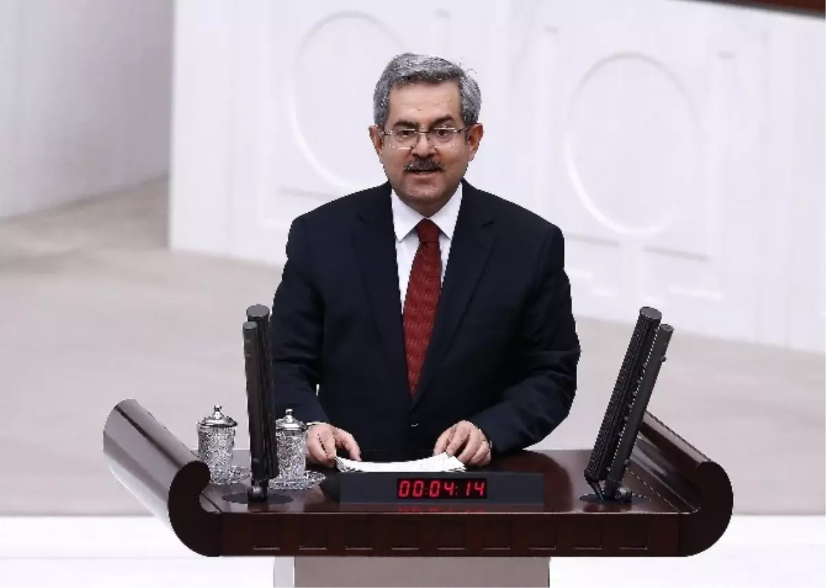 AK Parti\'li Ünüvar: "Rejim Değişmiyor Ama CHP de Değişmiyor"