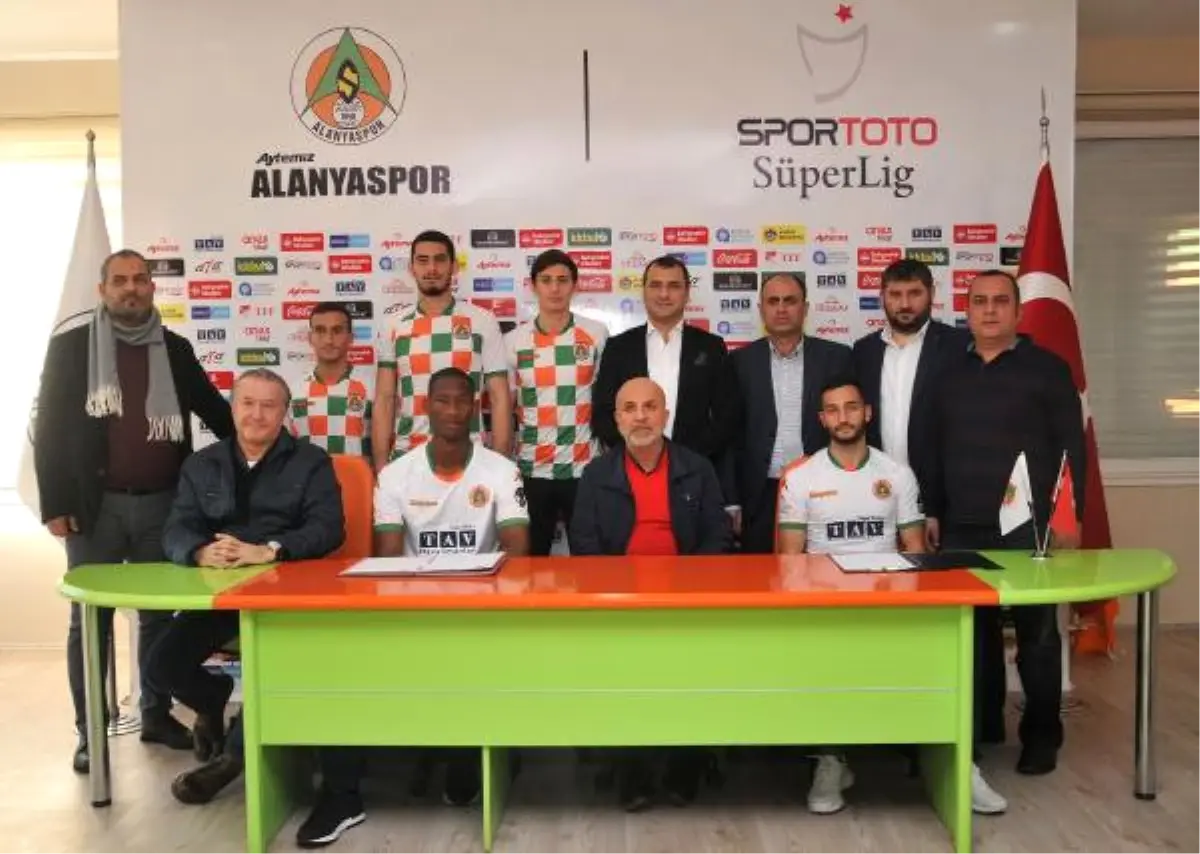 Aytemiz Alanyaspor, Plet ve Emre\'yi Transfer Etti