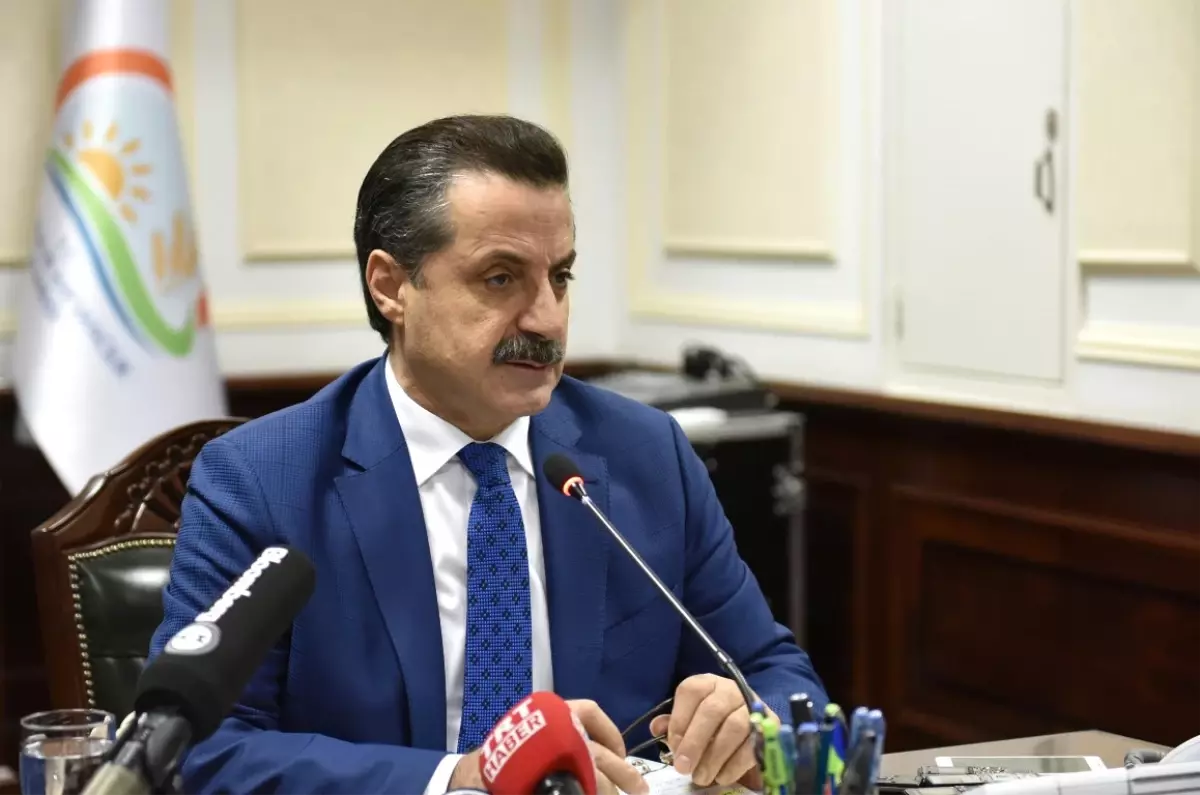 Bakan Çelik\'ten Ekmek Zammı Açıklaması