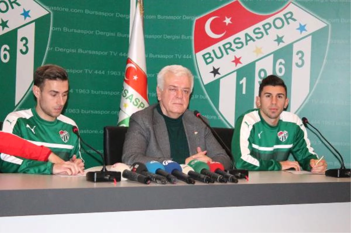 Bursaspor\'da Jovic ve Onur İmzaladı