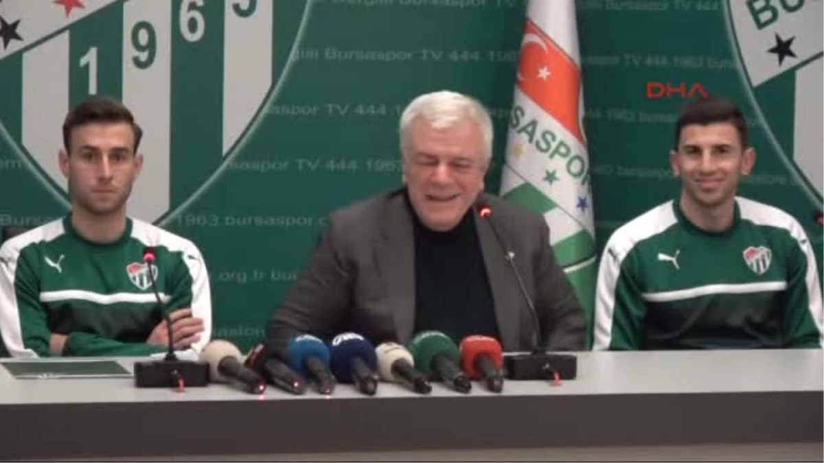 Bursaspor\'da Jovic ve Onur Imzaladı