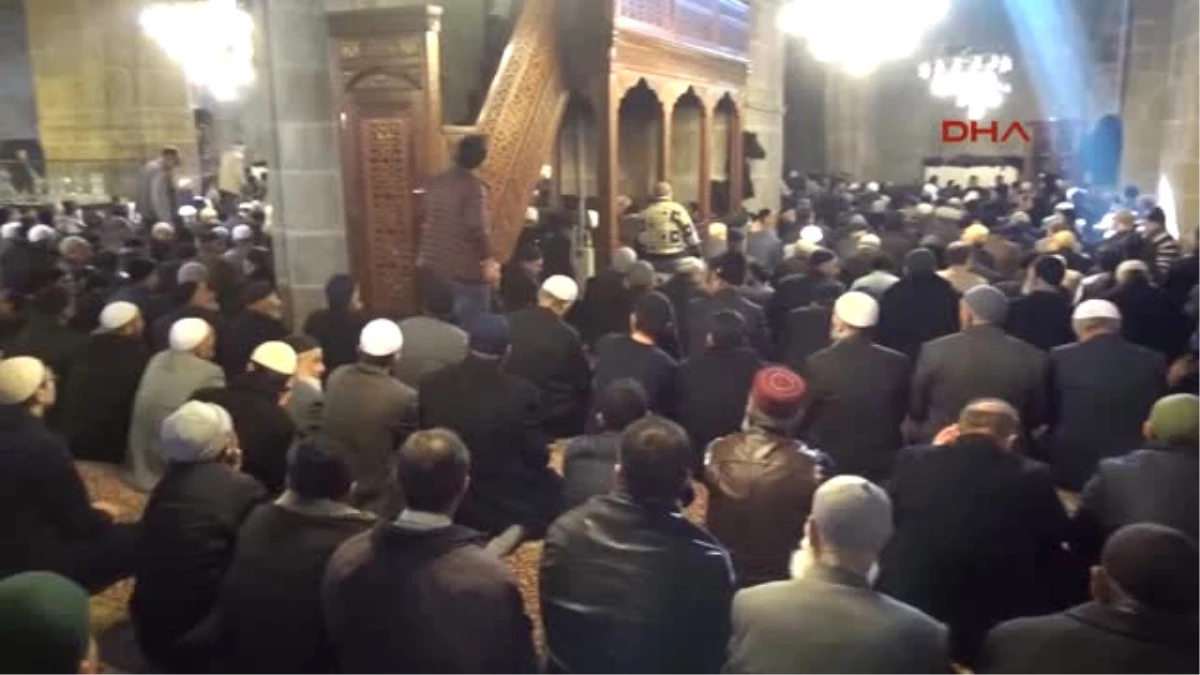 Erzurum 484\'üncü \'Binbir Hatim\' Duası Yapıldı