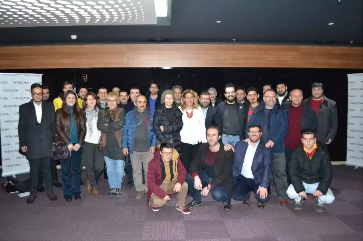 Gazeteciler Dağ 2 Filmini İzledi