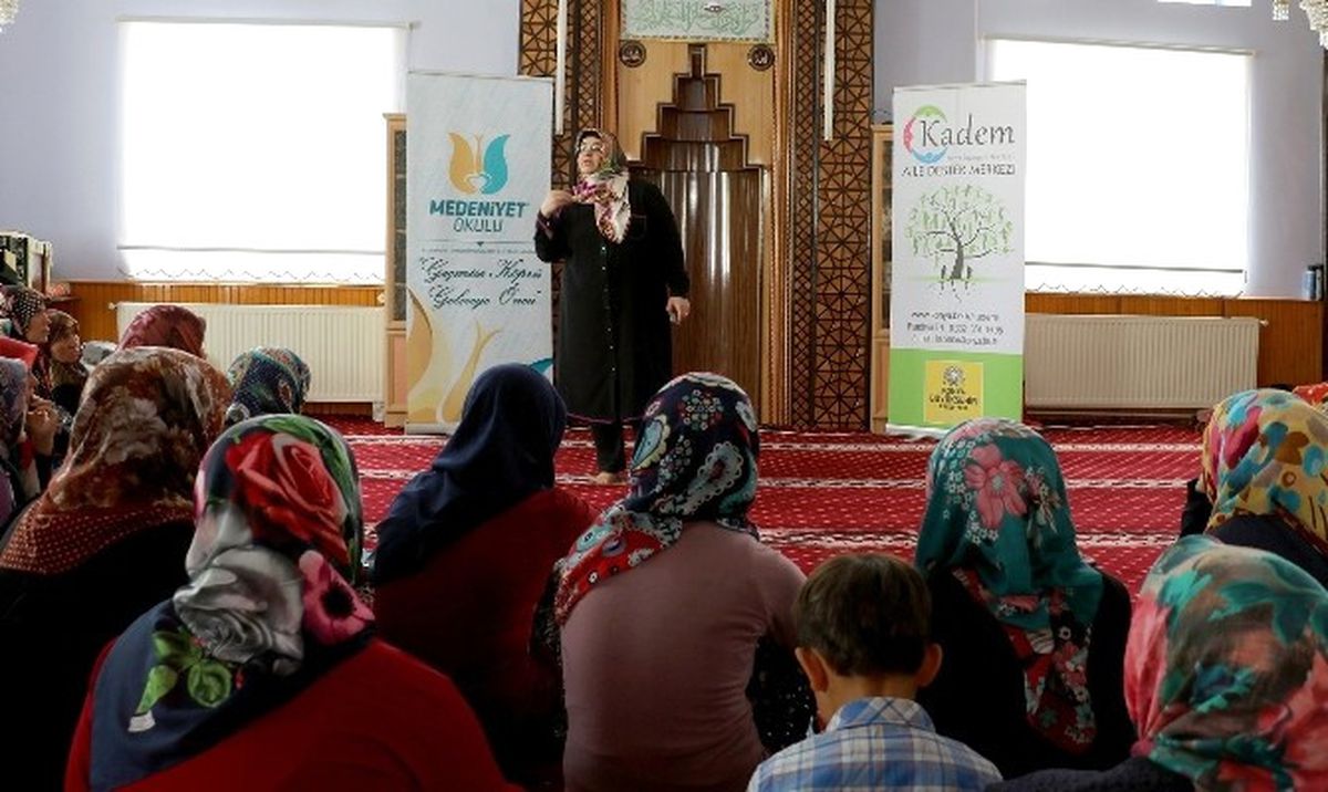 Kadın Aile Destek Merkezi\'nde 2016 Yılında 3 Bin 485 Kişiye Danışmanlık Hizmeti Verildi