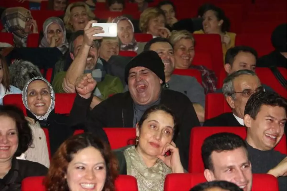 Kahkaha Atarak Terapi