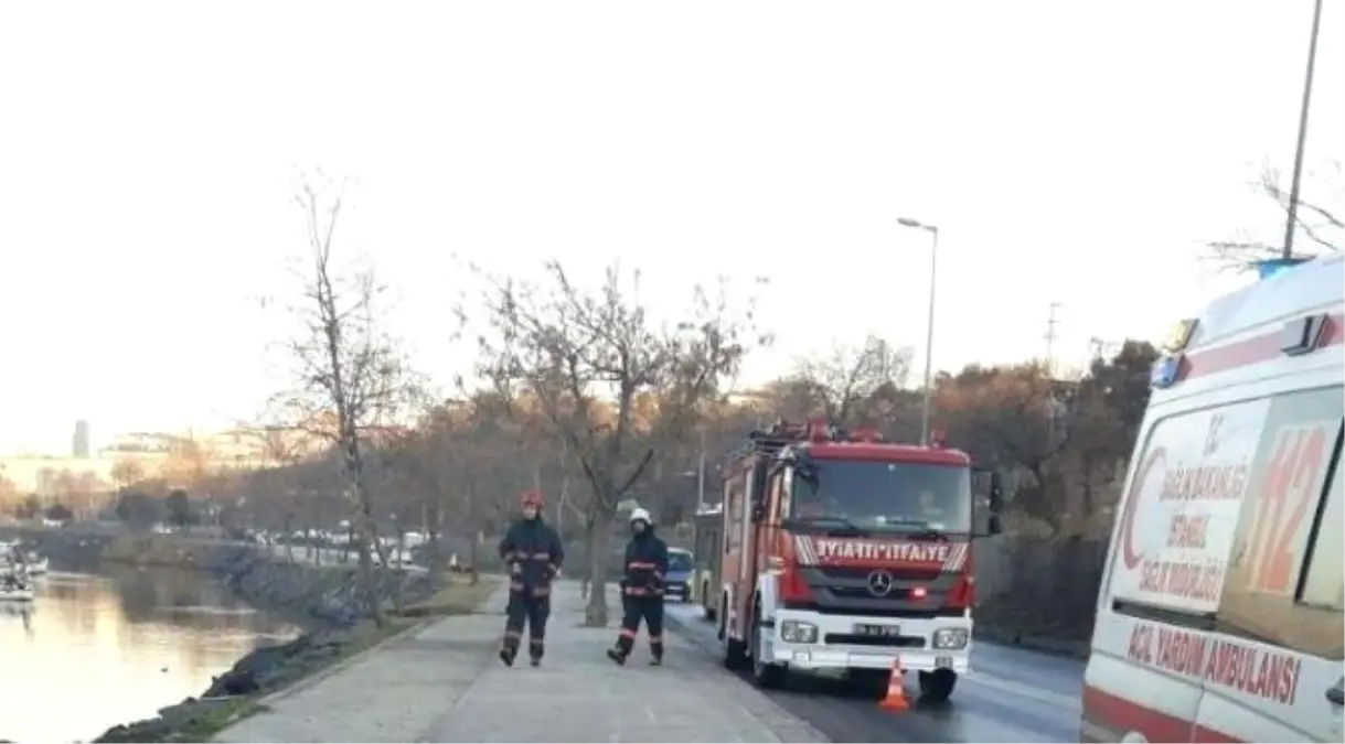 - Kaldırımdaki Kadını Ezip Dereye Uçtu; 1 Ölü, 1 Yaralı