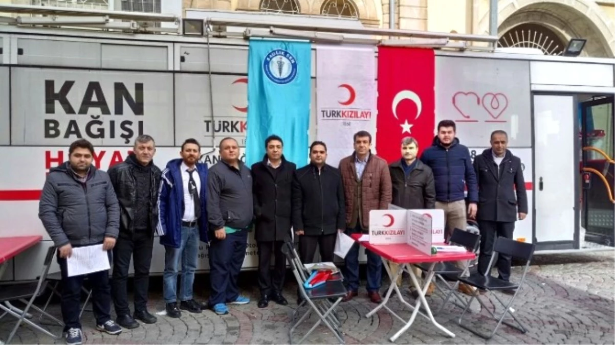 Sağlık-Sen İzmir 2 No\'lu Şubeden Kan Bağışı