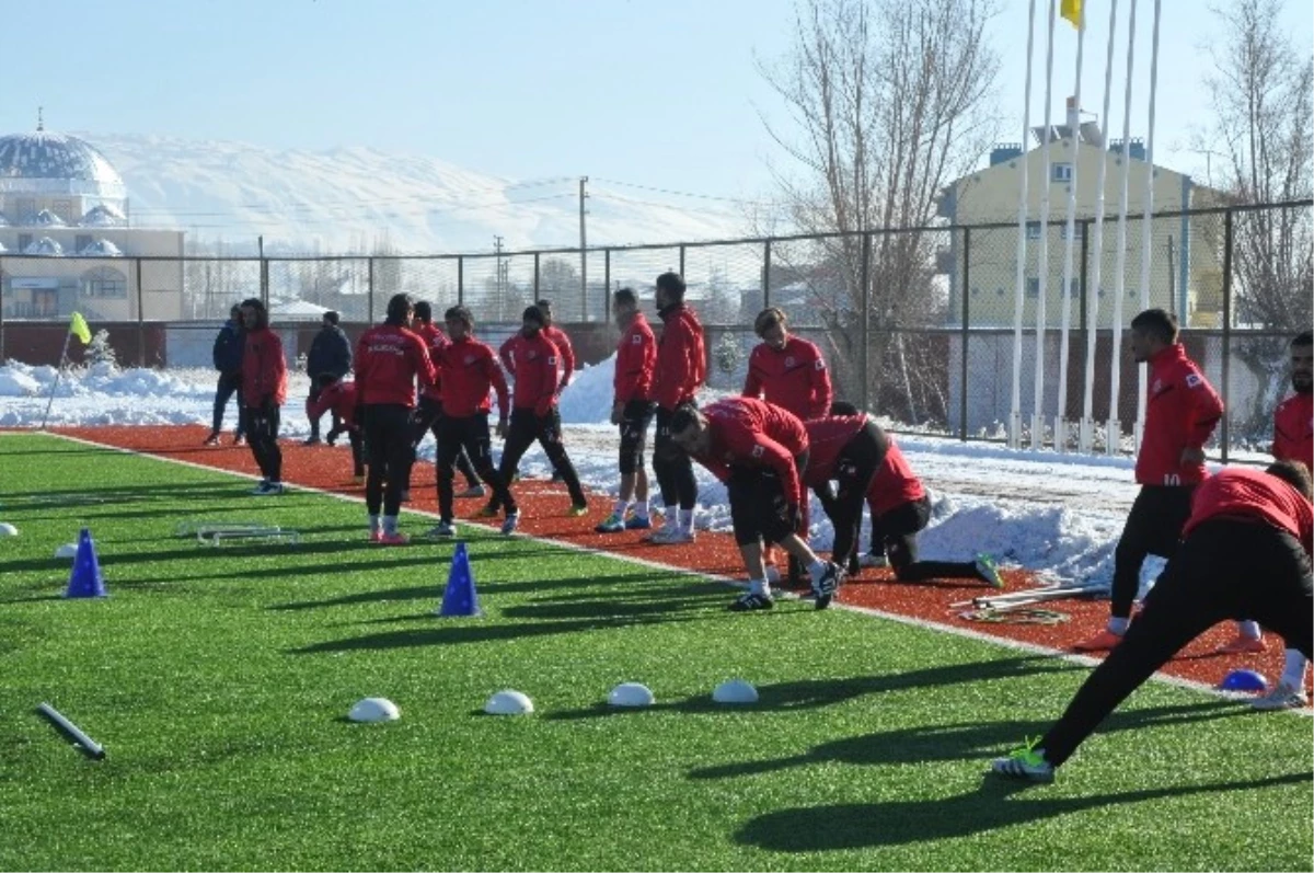 Sandıklıspor İkinci Yarıya Isparta Davraz Maçı ile Başlayacak