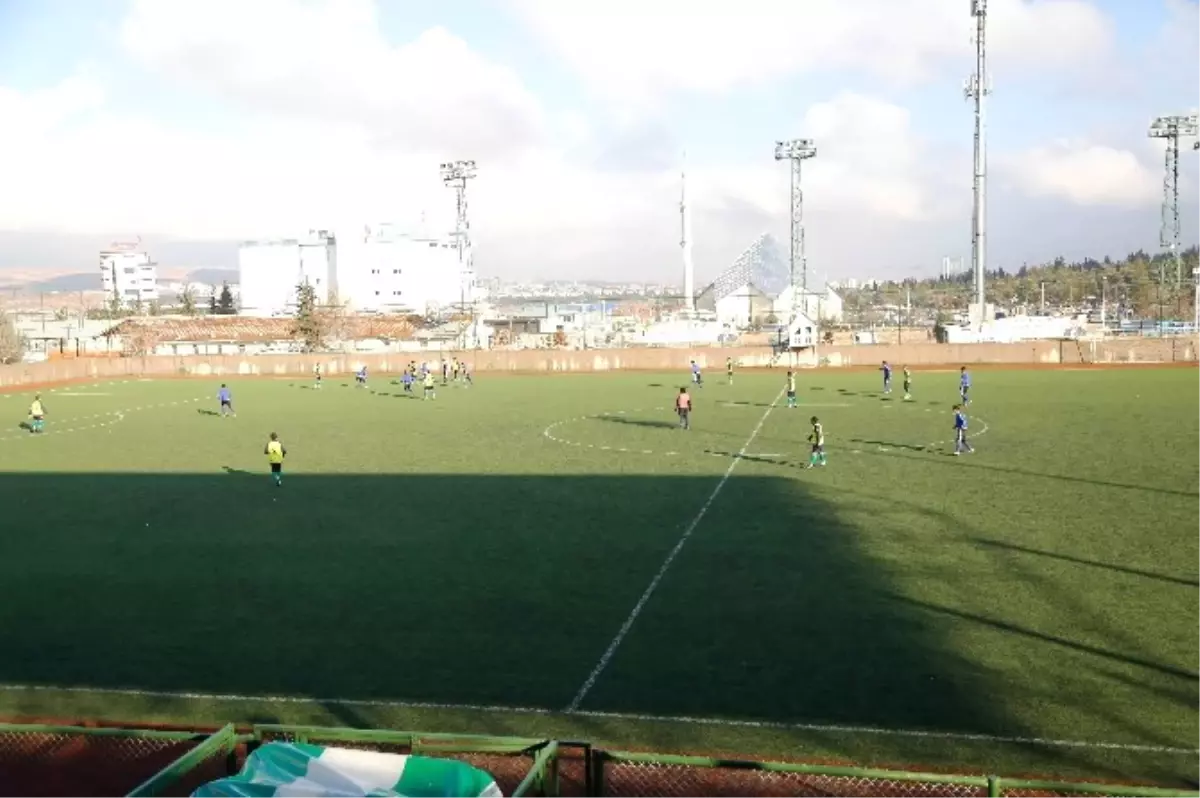 Şehitkamil Derbide Galibiyet İstiyor