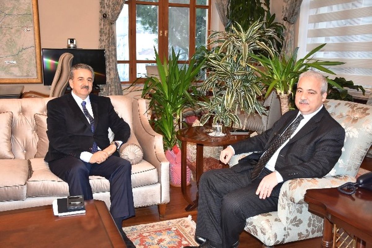 Vali Güvençer, Orman ve Su İşleri Müdürlüğü\'nü Ağırladı