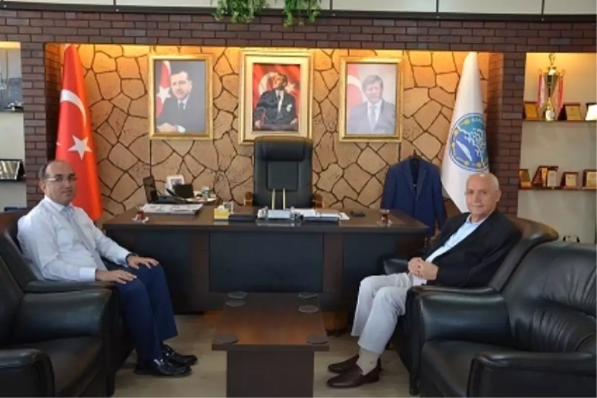 Yeni Mahalle Belediye Başkanı Yaşar, Sandıklı\'da