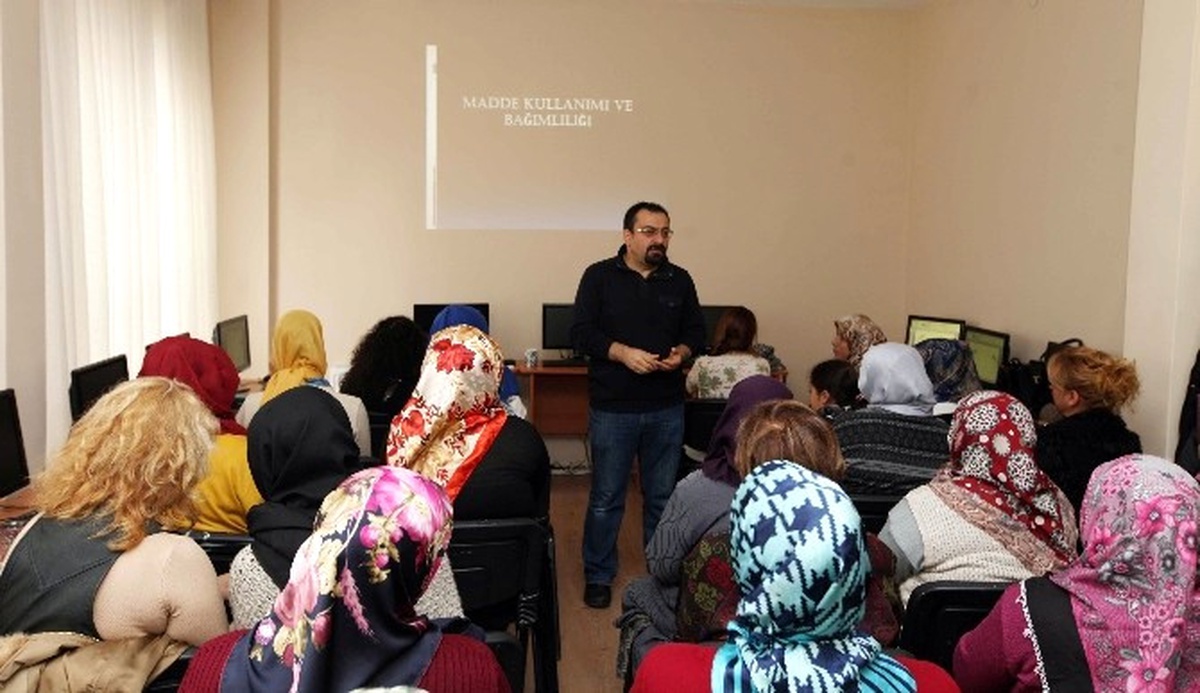Yenimahalle\'de "Madde Bağımlılığı" Semineri
