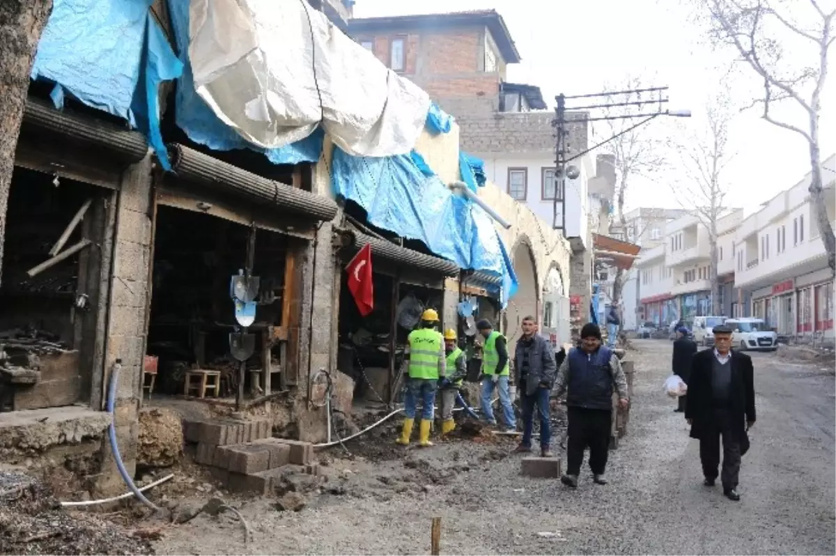 500 Yıllık Tarihi Demirciler Çarşısı Görkemli Günlerine Kavuşuyor