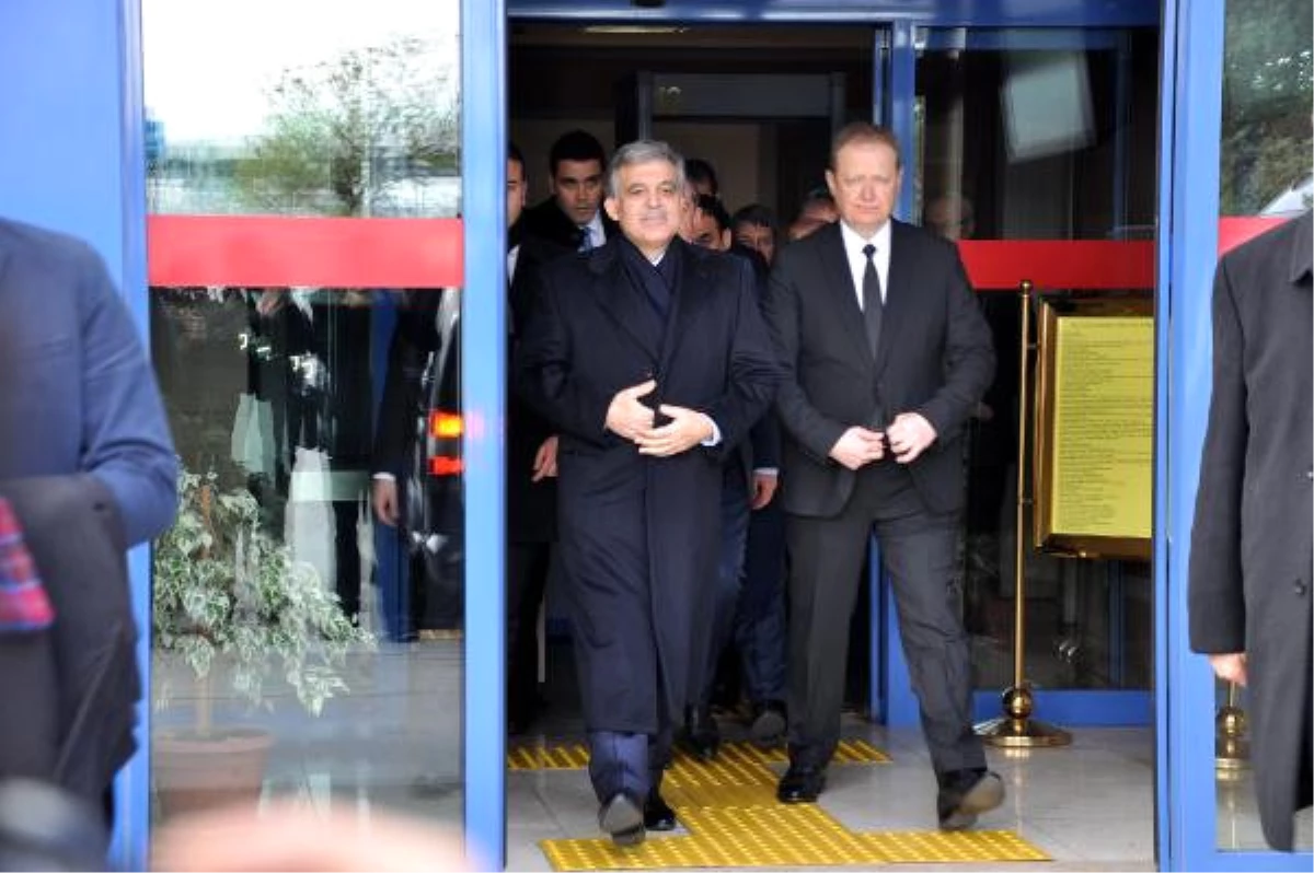 Abdullah Gül, Trabzon\'da Taziye Ziyaretlerinde Bulundu