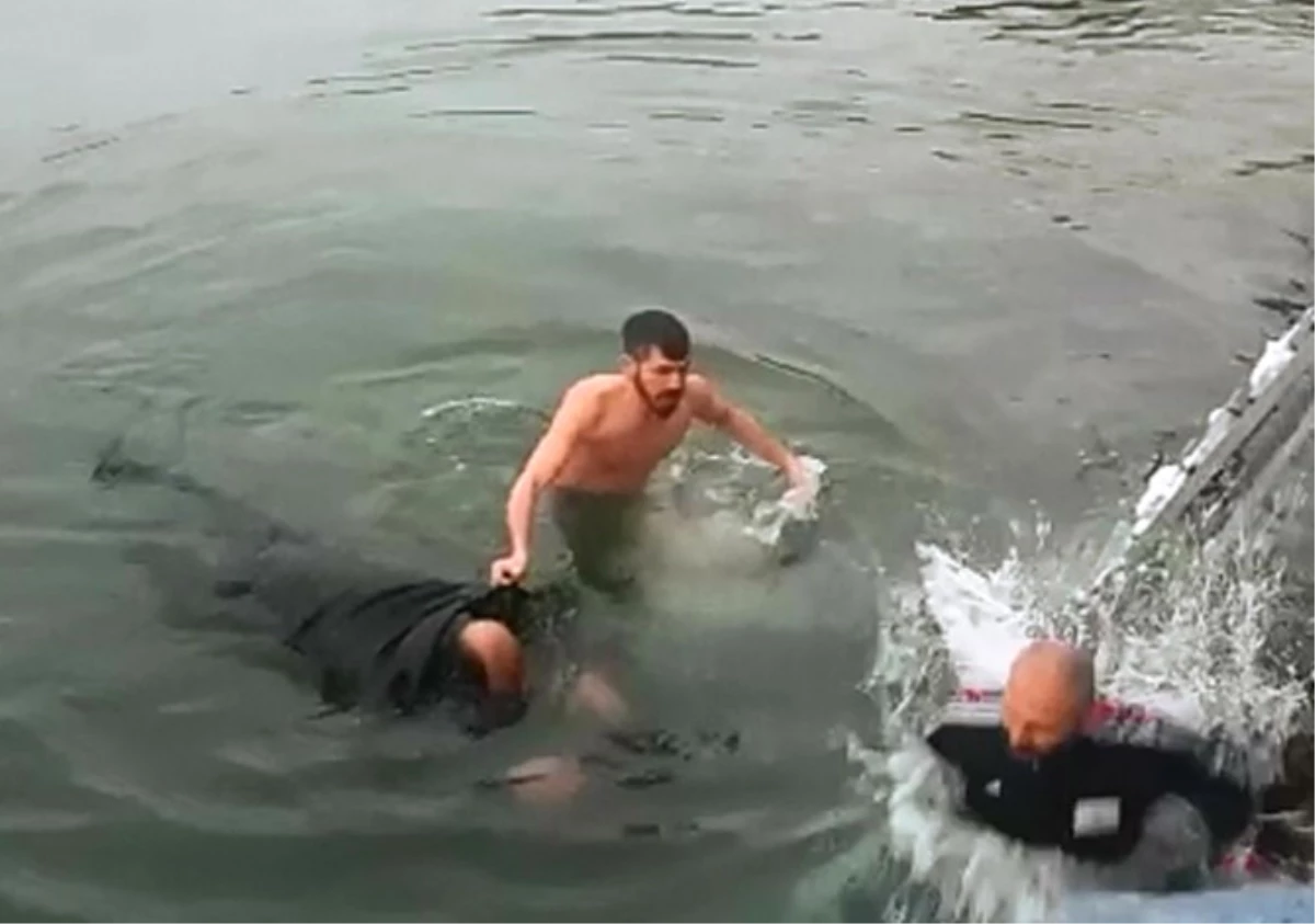 Zonguldaklı Balıkçı Bir Haftada İki Kişiyi Boğulmaktan Kurtardı