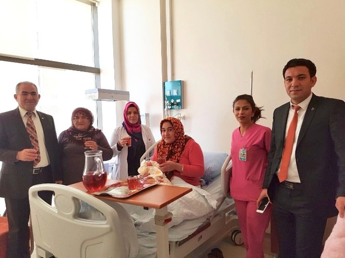 Doğum Yapan Annelere Lohusa Şerbeti İkramı