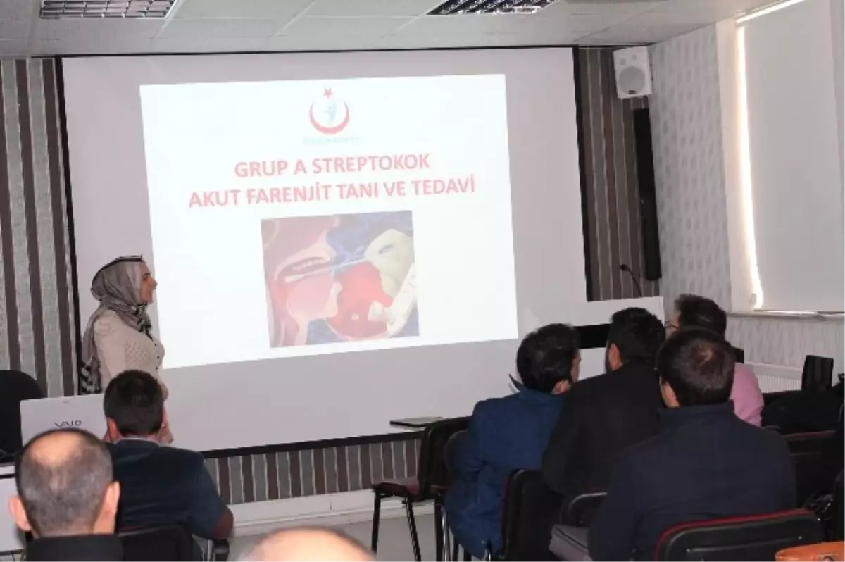 Doktorlara "Hızlı Antijen Testi Kullanımı" Eğitimi Verildi