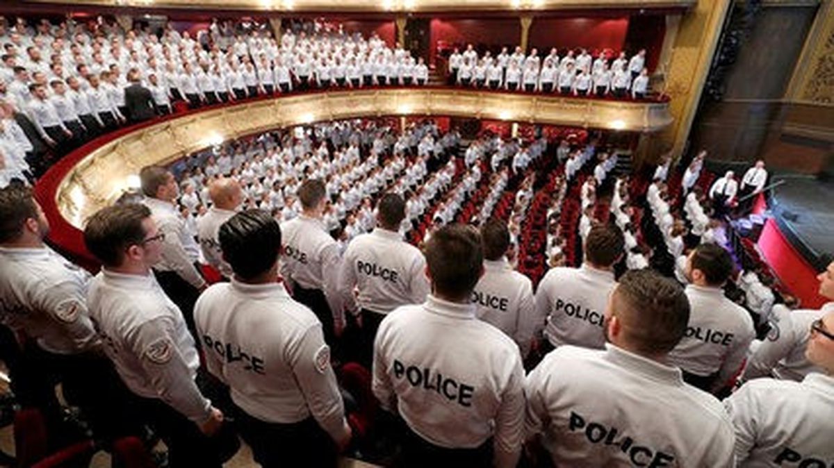 Fransa\'da Polis Sayısı Arttırılıyor