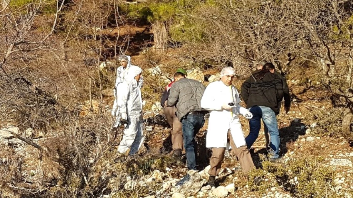 Manavgat\'ta Vahşi Hayvanlar Tarafından Parçalanmış Erkek Cesedi Bulundu
