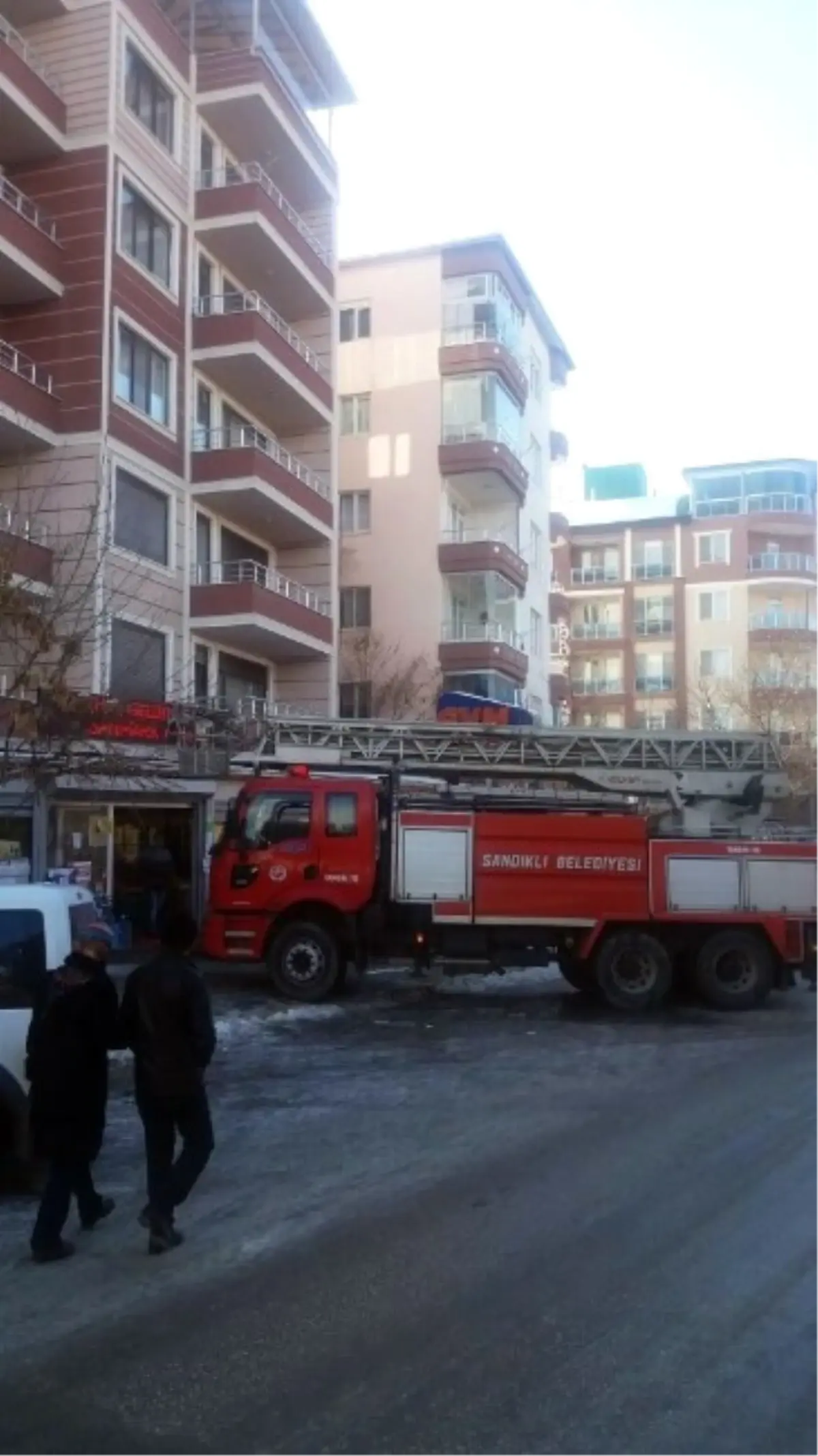 Sandıklı\'da Yaşlı Adam Evinde Ölü Bulundu