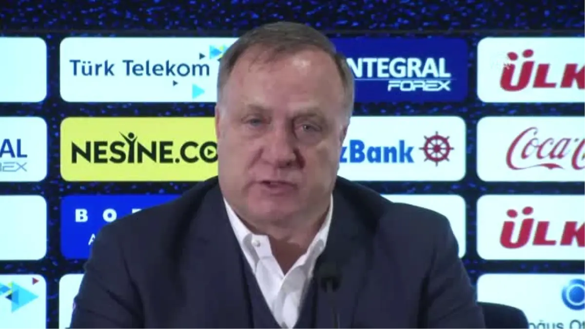 Advocaat: "Açıkçası Hem 10 Hem de 12 Numaraya (Taraftar) Ihtiyacımız Var"