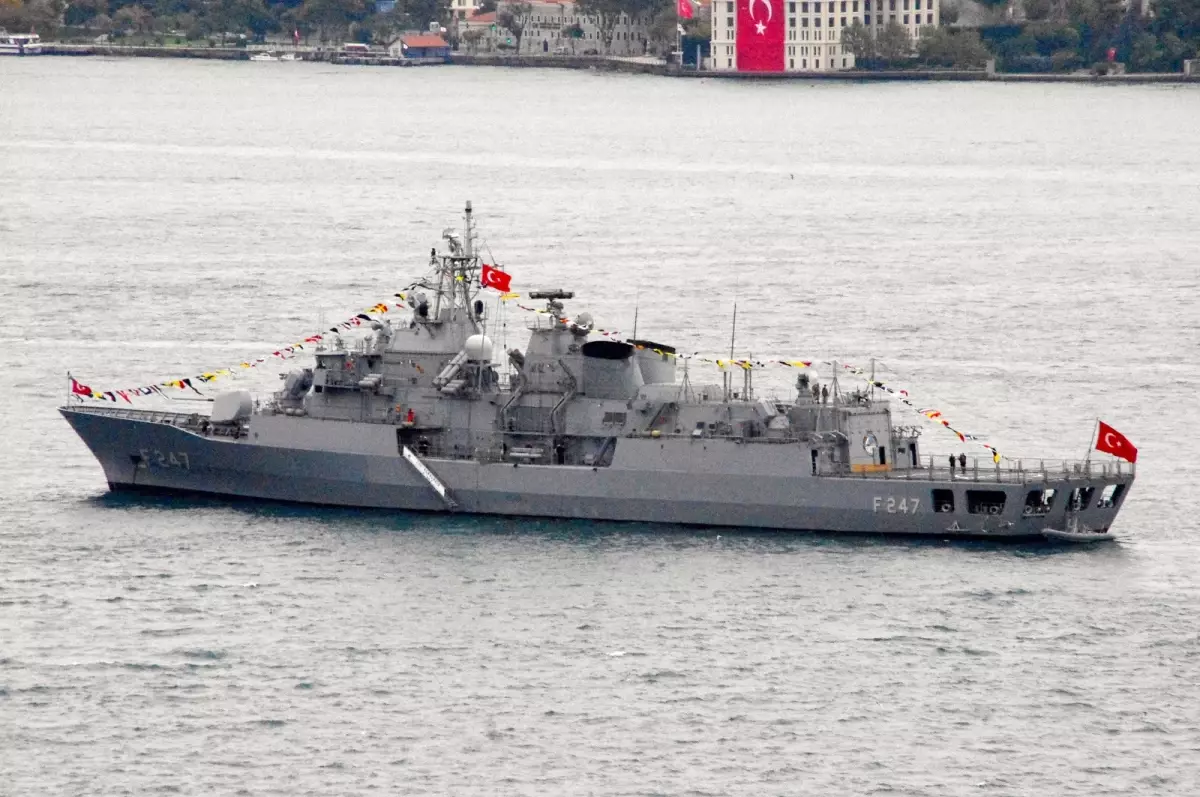 Askeri Gemilerin Yüzde 70\'i Darbe Girişimine Katıldı