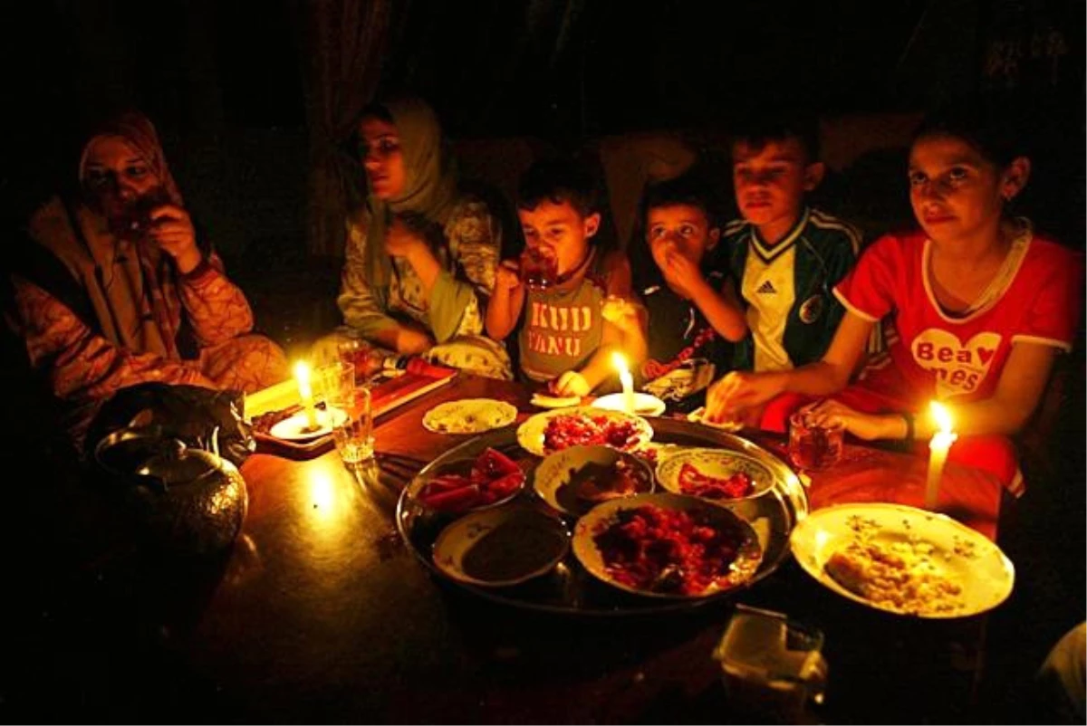 Katar\'dan Gazze\'ye "Elektrik" Yardımı