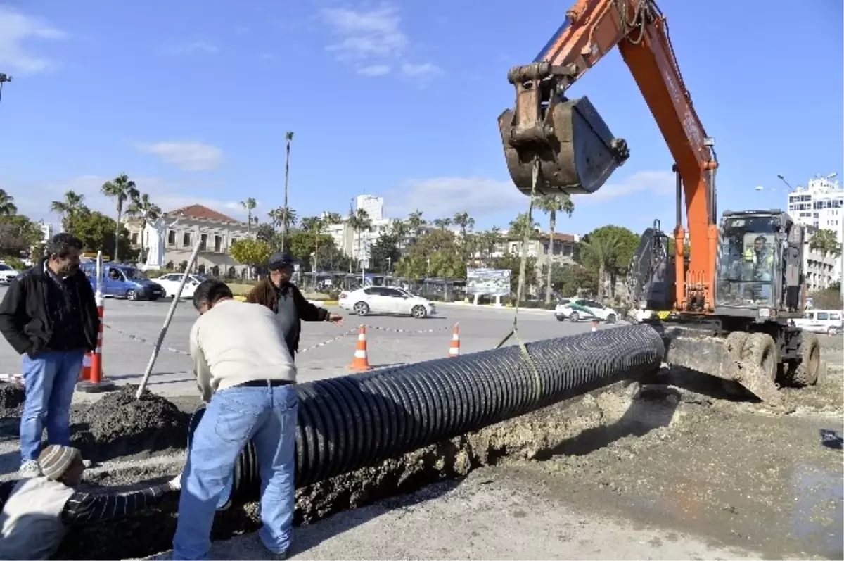 Mersin\'de Sel Riskine Karşı Önlemler Alınıyor