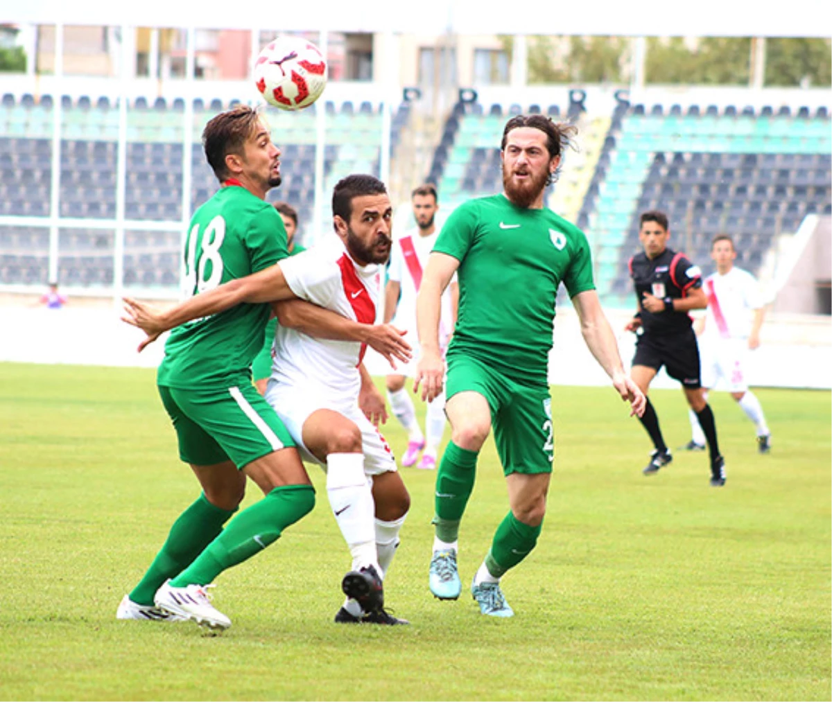 Muğlaspor-Denizli Büyükşehir Belediyespor: 1-1