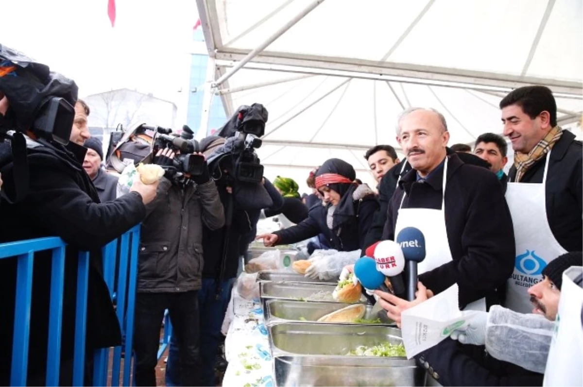 Sultangazililer, Hamsi ve Horon Festivalinde Doyasıya Eğlendi