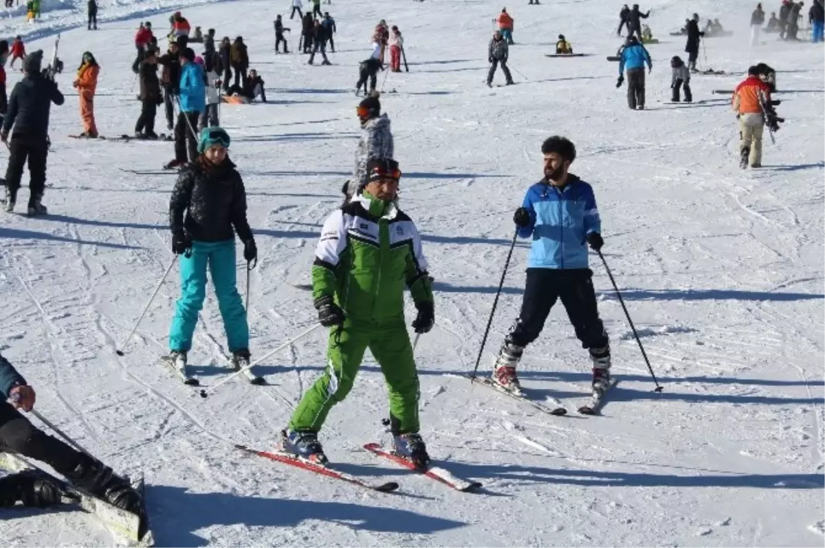 Uludağ Hafta Sonu Doldu Taştı